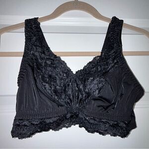 Breezies Wireless Lace Bralette Bra